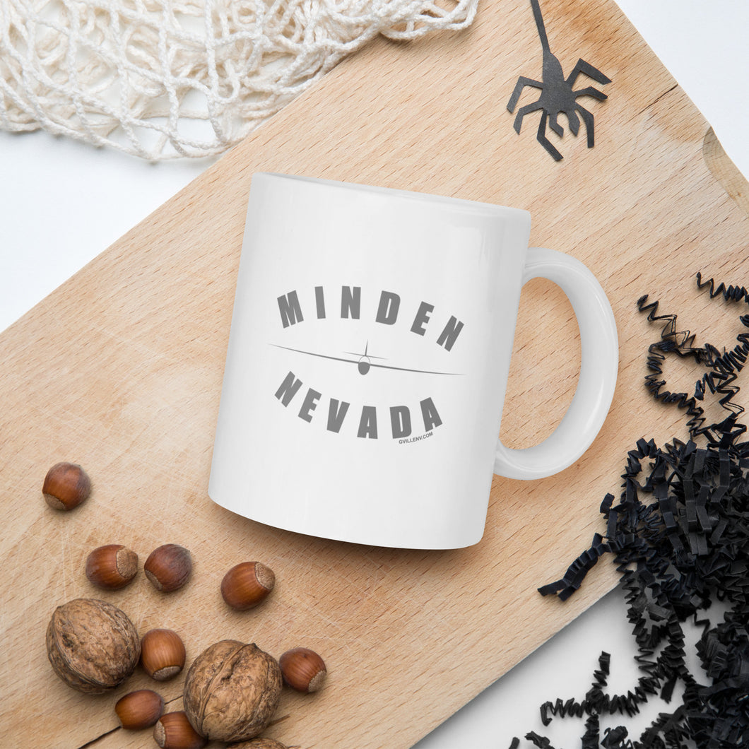 Minden Glider White glossy mug